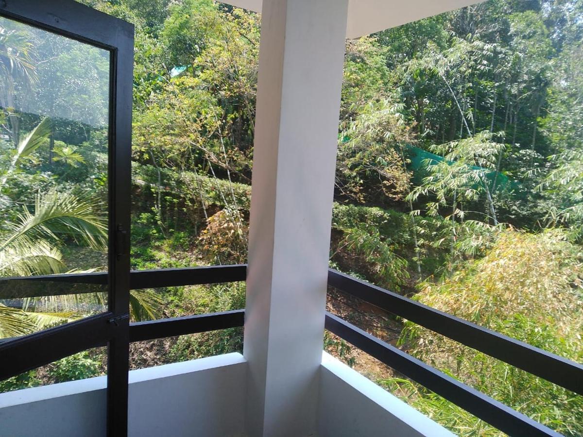 Spring And Valley View Thekkady Ngoại thất bức ảnh